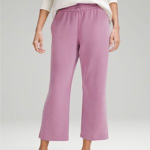 Lululemon Softstreme Crop VLVD